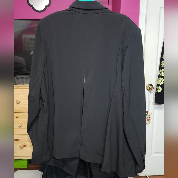 6th & LN Blazer - Picture 3 of 7